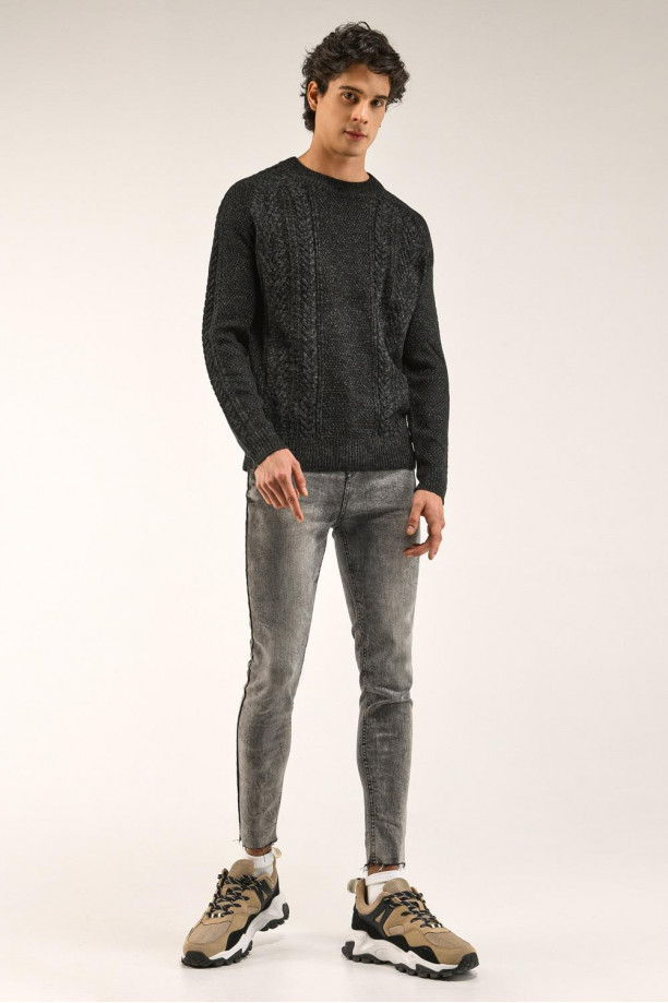 Suéter cuello redondo