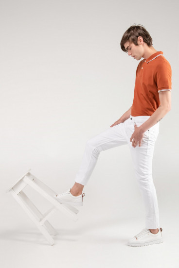 PANTALON SLIM UNICOLOR