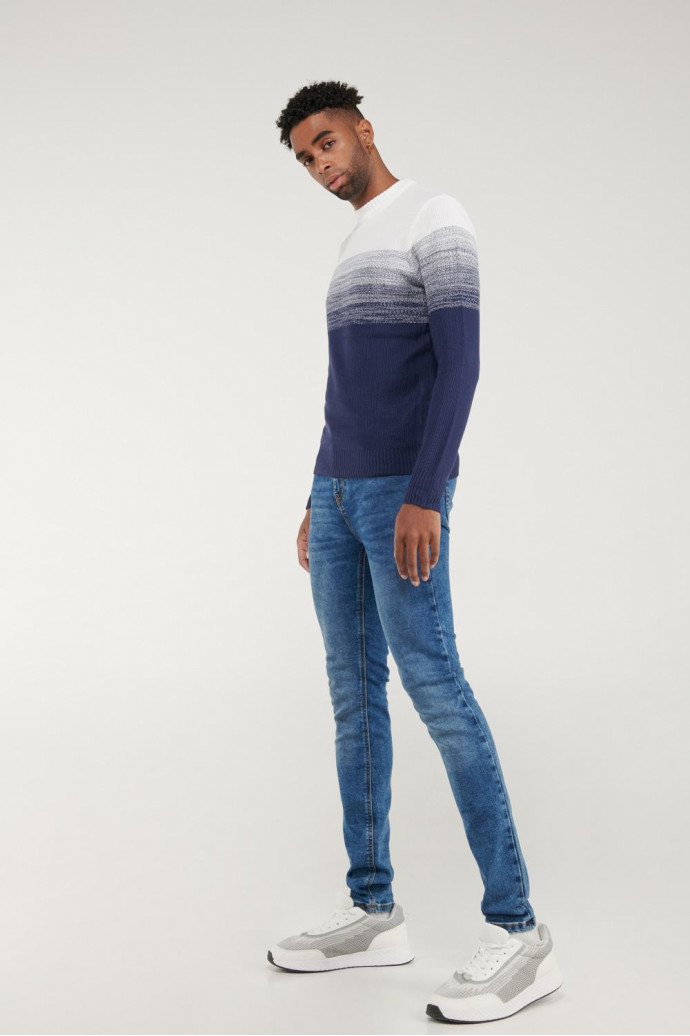 Suéter  cuello redondo en tono degradado