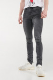 Jean skinny con rotos