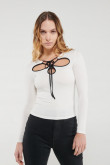 Camiseta unicolor, manga larga con cordon para anudar en escote.